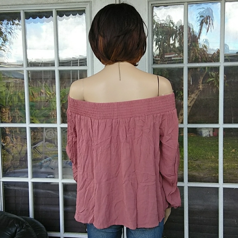 Cute Top - Picture 3 of 4